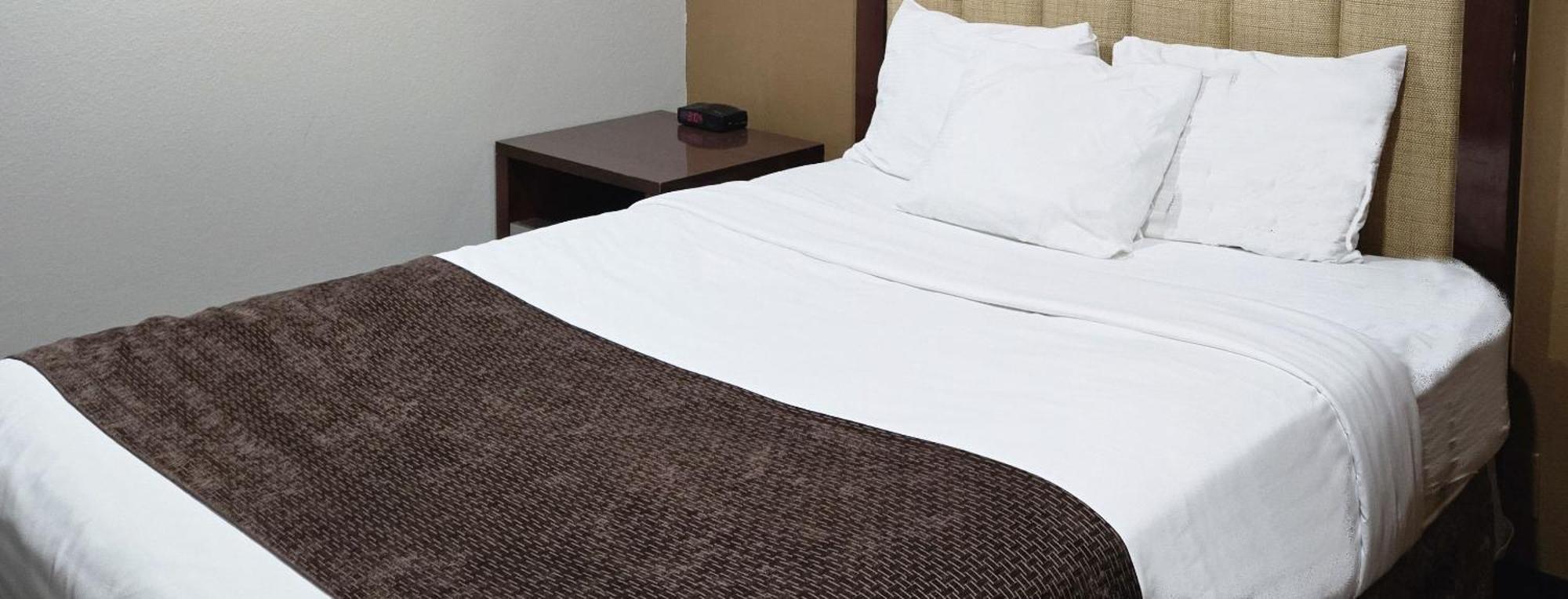 Townhouse Extended Stay Hotel Downtown Линкълн Екстериор снимка